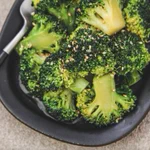 箸が止まらない!「塩だれ」で食べるブロッコリー!