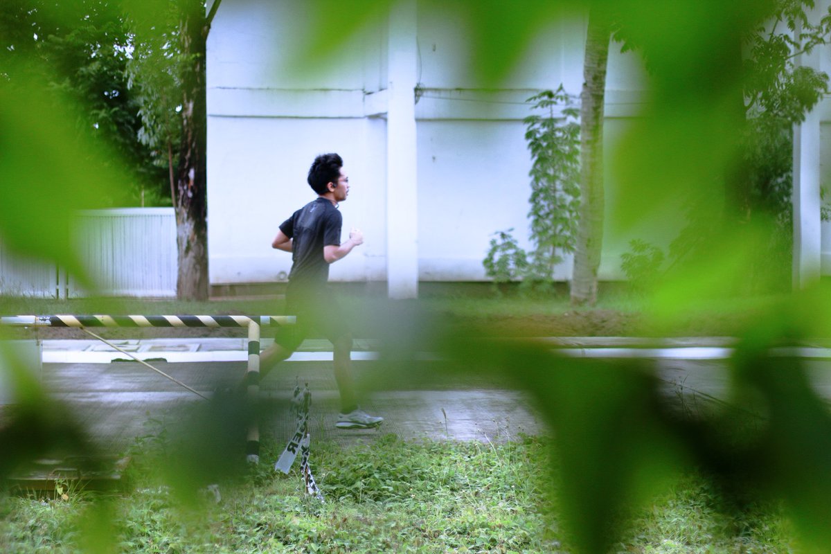 boylabo8's tweet photo. Got tired... at least I tried...

#DontQuit #JustDoIt #Runner #SoloRunner #RunWalk

📸 @kuyagil017yahoo https://t.co/fIurSnj9a0