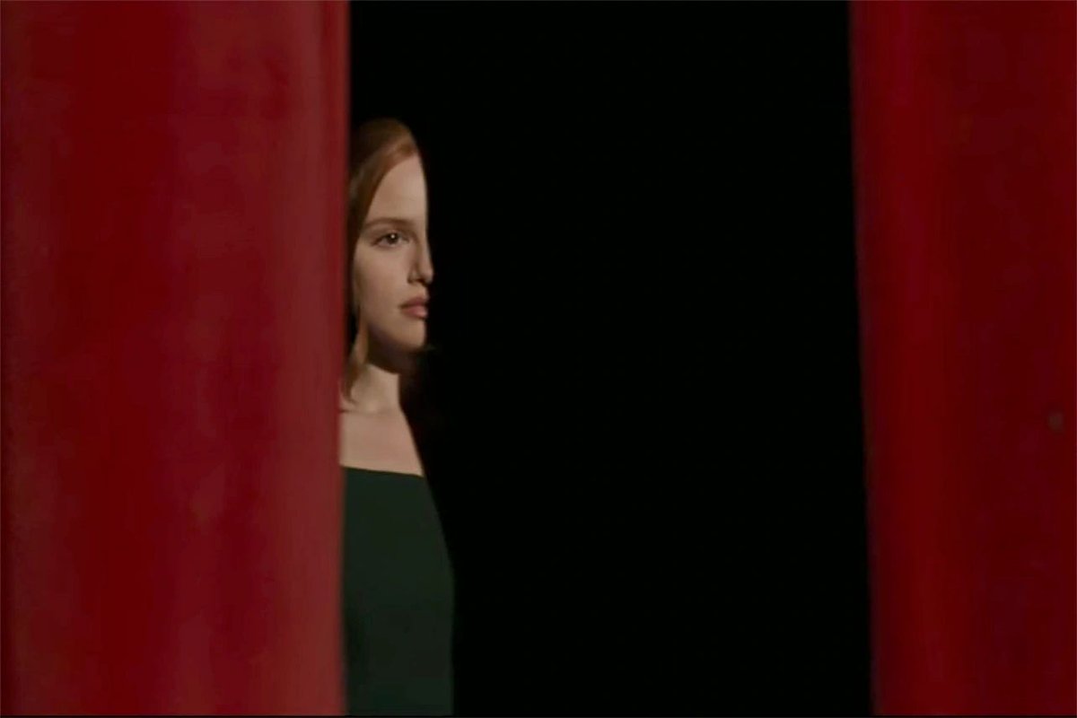 petschyler's tweet photo. me voy a dormir, buenas noches solo a madelaine por haber interpretado a ellen en sightless https://t.co/OkuCDSnffl
