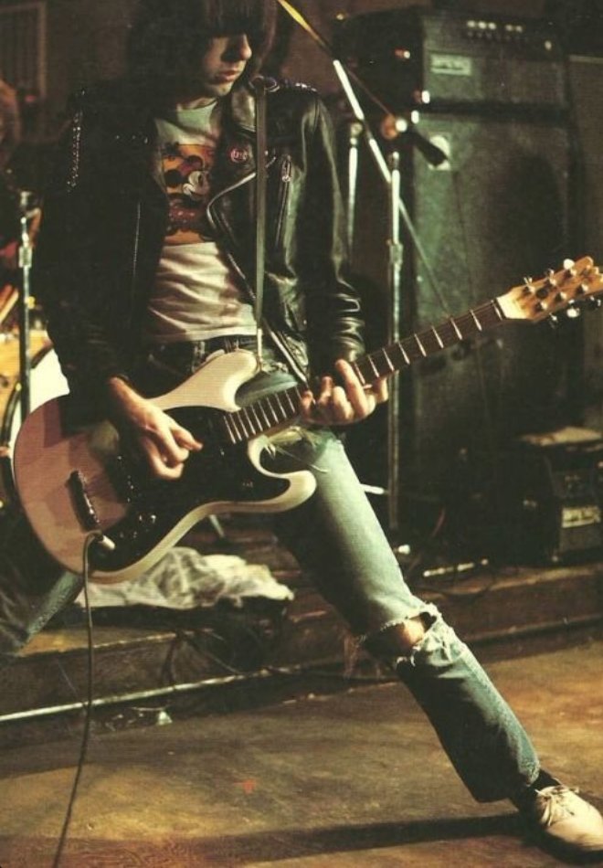 BabyloN3333's tweet photo. Ramones 
https://t.co/SpTAYnUVMF
Cabbies on crack https://t.co/G6n1uGtxCX