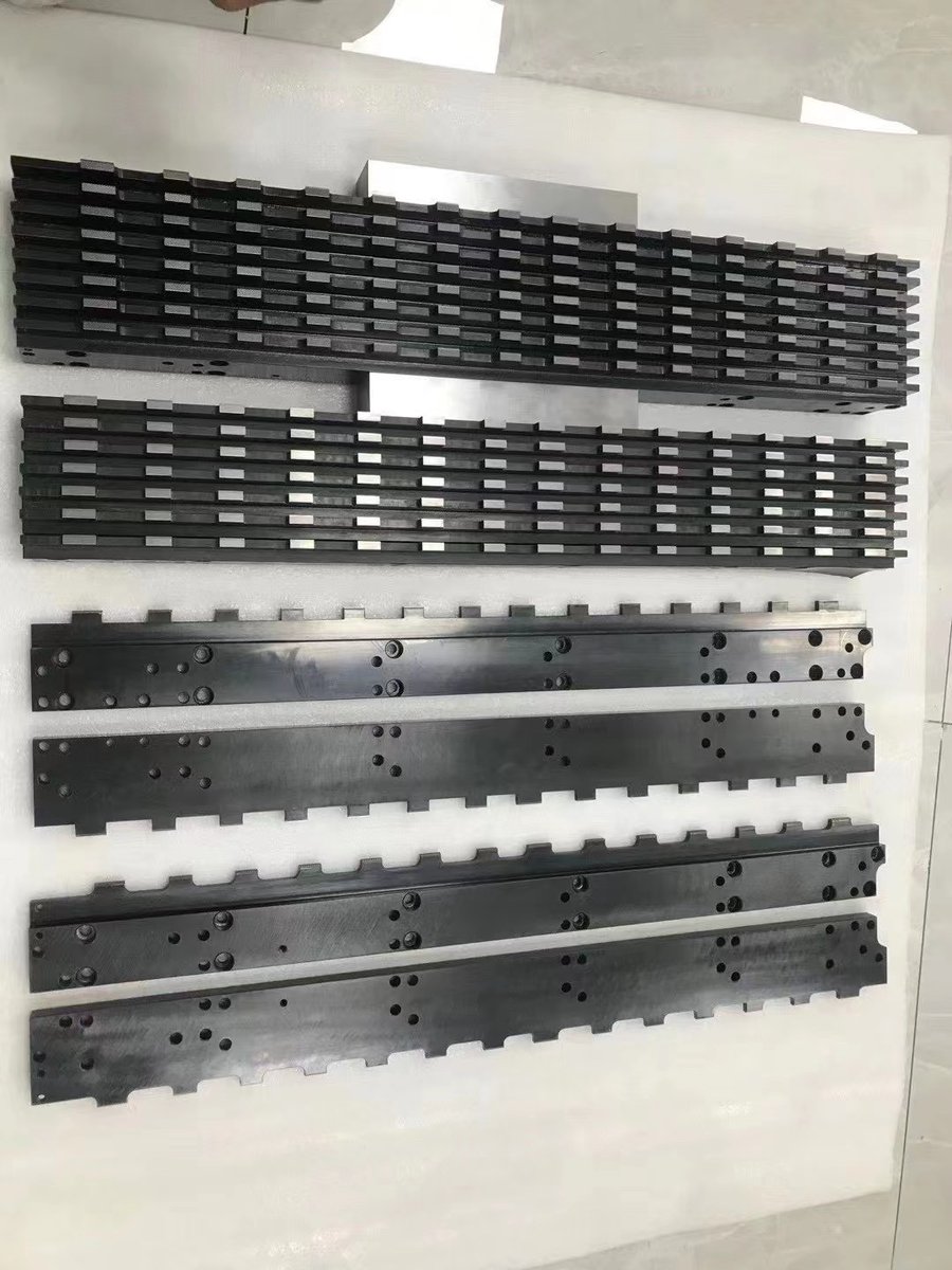 Heidelberg gripper ,Roland  Finger,  KBA pad,,, 
#accessories #Komori #printing #offset #Graphic #packing #Equipment #Printer#Polar #MAN Roland #KBA #Heidelberg #parts