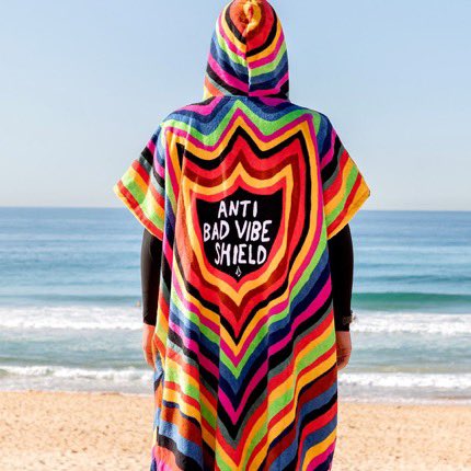 REGULATOR_WEB's tweet image. 近日販売開始◎
ポジティブなバイブスを発信するサーフエキスパートのOzzy Wright によって生み出されたAnti Bad Vibeシールドをモチーフにしたタオルとフード付きタオルが登場！
regulator.jp
#volcom #regulator #regcrew