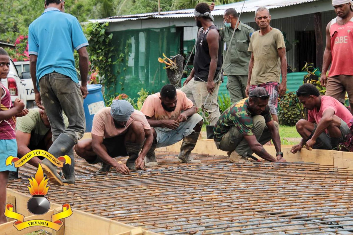VEIVANUA💣 tweet media