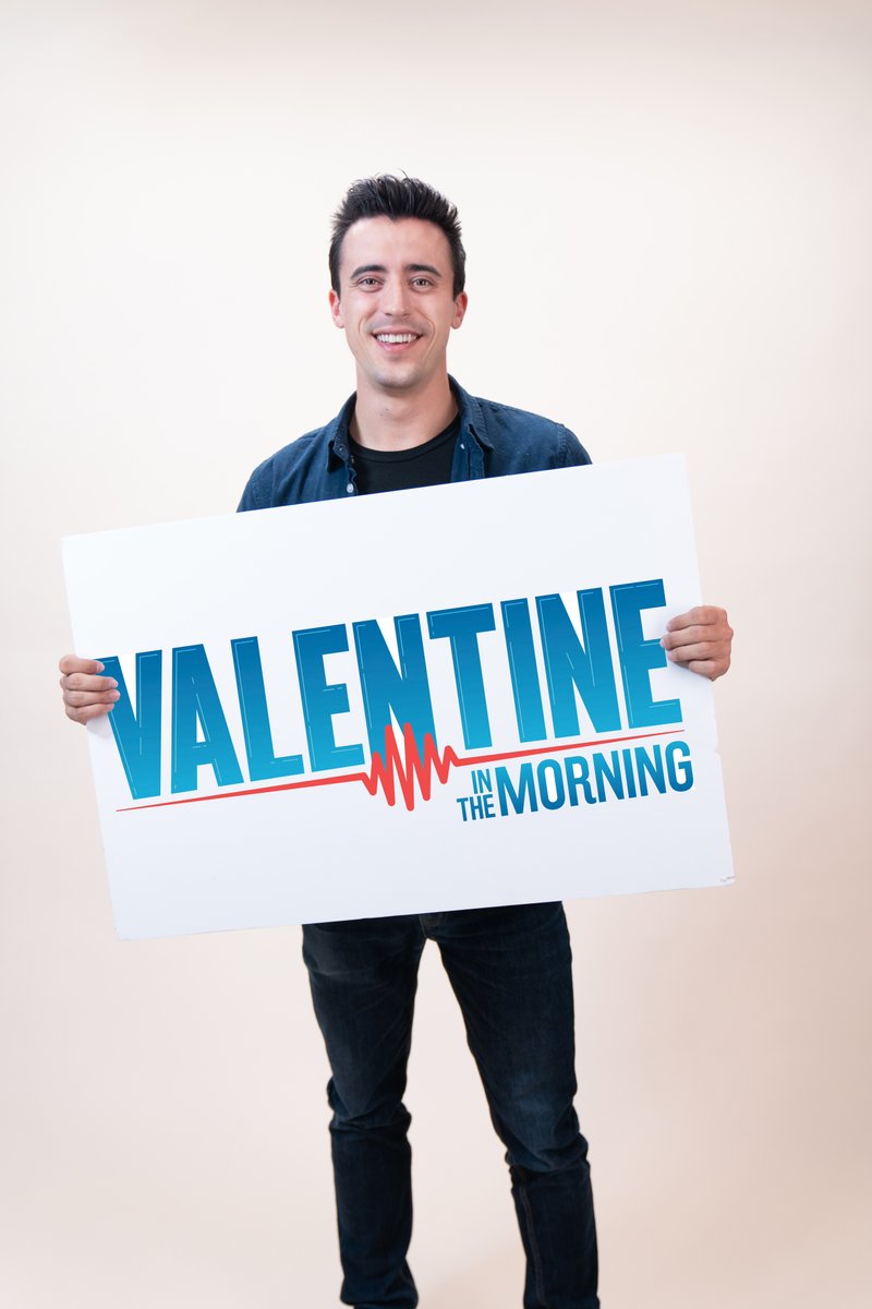 1043MYfm's tweet image. 🥁 Please welcome the newest member to #ValentineInTheMorning Jon @Comouche! 🙌 🎉 Listen to his first day at 1043myfm.com/listen! Drop any advice/words of wisdom for him! ✨ 👇