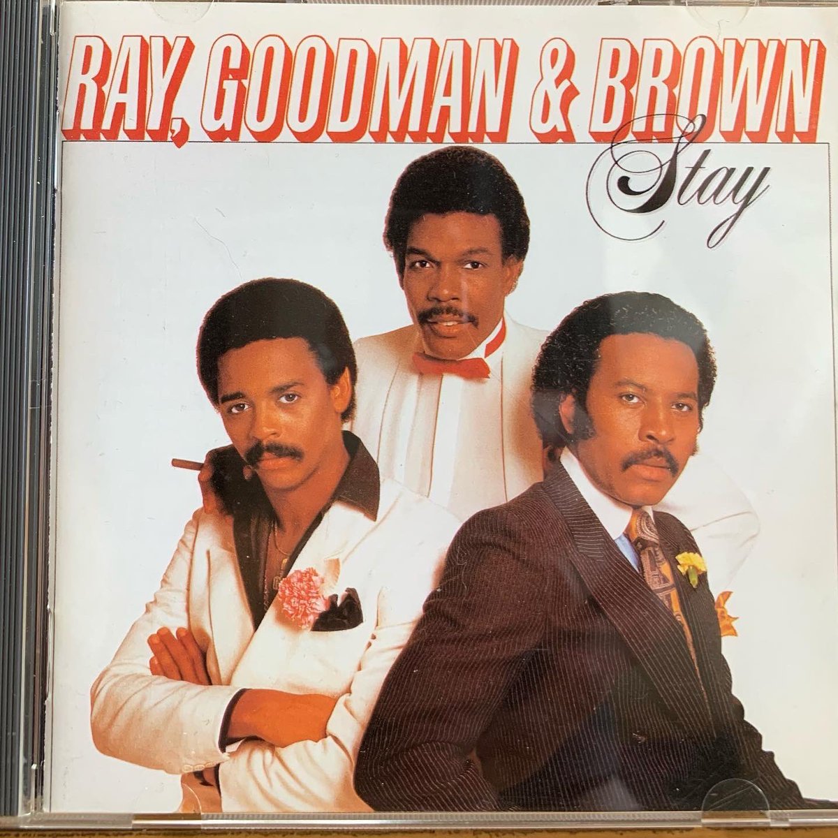 SuzukiDt's tweet photo. 半年言うことを聞かなかったCD💿プレーヤーが動いた💛.#RayGoodman&Brown . #falsetto back に #lunch .今日は #冷製pasta ,#海苔 増量。#dececco #capellini ,🏠 #家麺 . https://t.co/fuBqtvVWa9