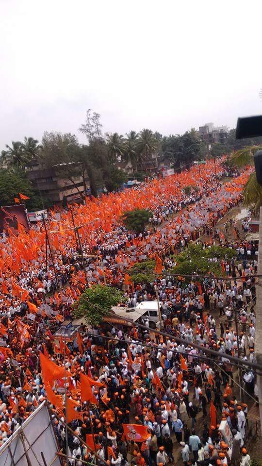 MkmTalks's tweet photo. मराठ्यांचा नेहमी तिरस्कार करणाऱ्या ब्राह्मण मारवाडी CA, इंजीनियर,डॉक्टर यांच्यावर बहिष्कार घालून,मराठ्यांनी स्वताच्या गुणवंत लोकांना प्राधान्यदिले पाहीजे.ब्राह्मण मारवाडी स्वताला खुप गुणवंत आहेत तर ते त्यांची सोय गुणवतेवर करतील आपण आपले लोक प्रस्थापित करु व त्याना गुणवंत बनवू. https://t.co/oyzpPj3iOx