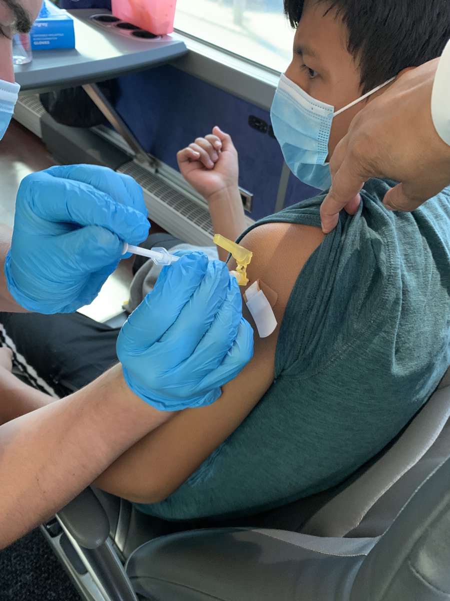 GOTVax_org's tweet photo. The vaccine protects you and those around you! The best time to get vaccinated is ASAP. #getvaccinated #gotvax @MasconMedical @LastMileVaccine @wegotusproject @EBNHC https://t.co/2Rg6JXtJxB