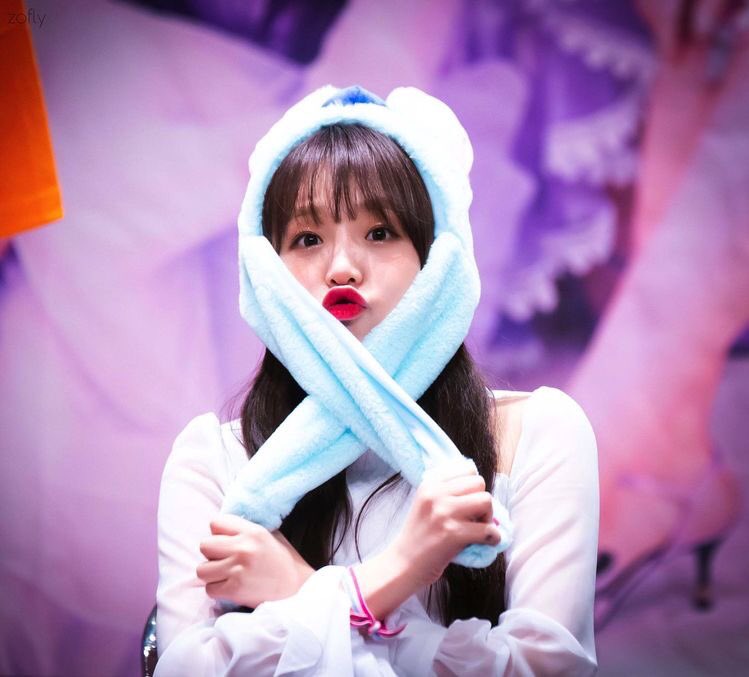 theb_0612's tweet photo. Happy Birthday Yena 🏵
#happybirthdayyena
#yenaday
#yena https://t.co/ft0iph9xDx
