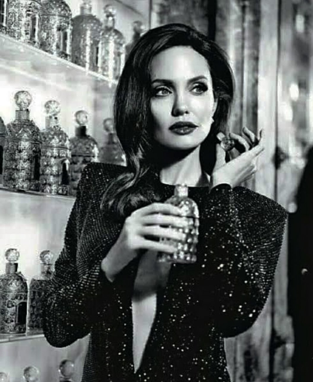 Angelina Jolie Looks Classy in All Black for Guerlain Event: Photo 4663838, Angelina Jolie Photos
