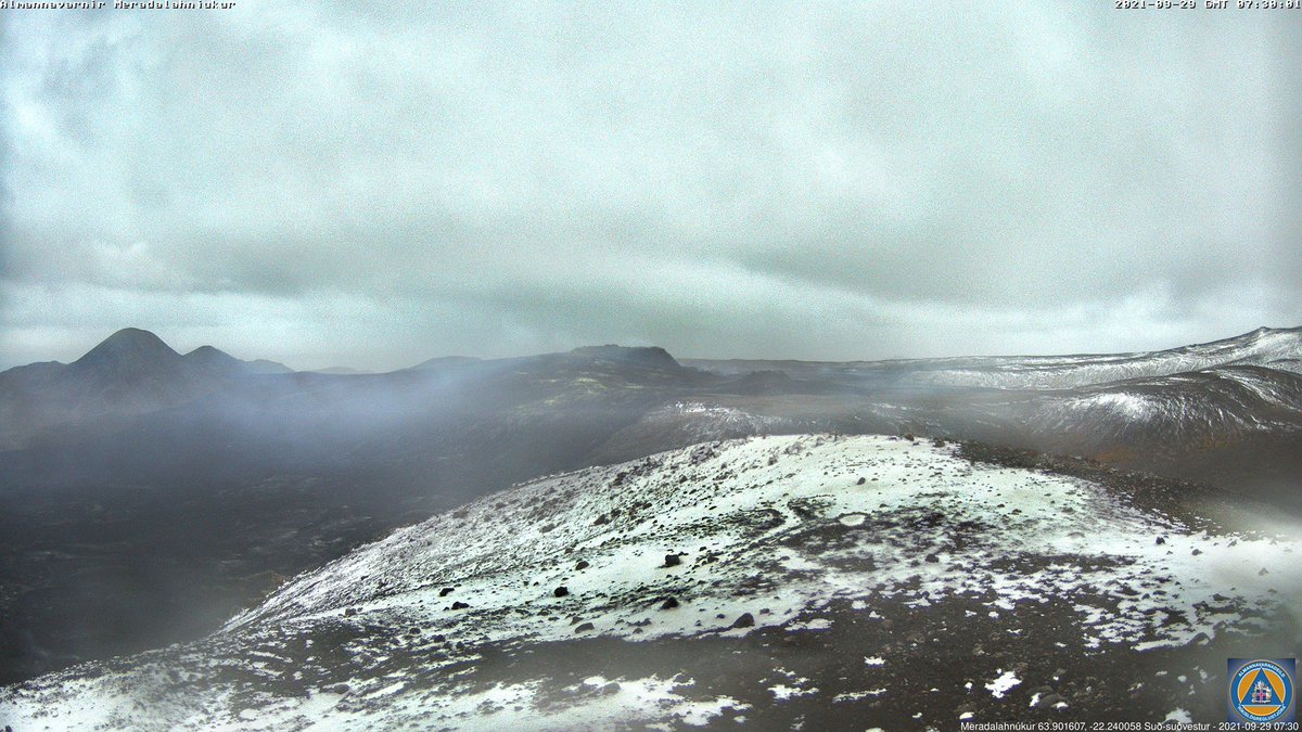 ar_etsch's tweet photo. 🌋👀 It could also look like this when lava in #Iceland arrives in the ocean. @ the moment volcano taking a break there… Footage: Veðurstofa Ísland & Instituto Geográfico Nacional
#eruption #icelandvolcano #lava #volcano #Meradalir #Fagradalsfjall #Geldingadalir #Natthagi https://t.co/xiO7kAhR2g