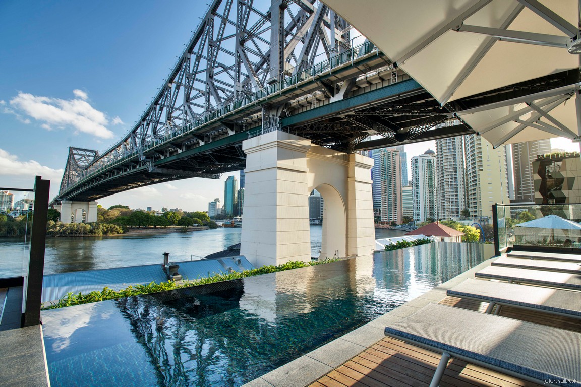 TianaTempleman's tweet photo. Whether you are in town for business or a staycation, this Brisbane hotel offers plenty of reasons to book a room (and find a reason to extend your work stay over a weekend) https://t.co/w3wbyCZhls #astw #crystalbrookcollection #brisbane https://t.co/a3oFoiDcCV