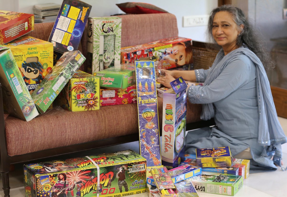 sumairaabdulali's tweet photo. Investigations last year demonstrated that all crackers, even ‘Green Crackers’ contain banned chemicals like barium nitrate, sulphur and others. #AwaazFoundation’s 2020 letter to @mpcb_official @CPCB_OFFICIAL @OfficeofUT @AUThackeray @cpcb https://t.co/2e0qSx5ZEN https://t.co/MAJYFOq0kh
