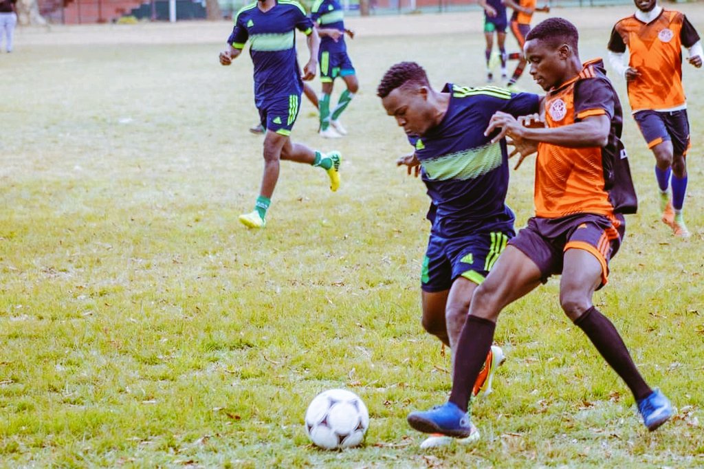 MasaBanda9's tweet photo. Fighting for the ball is more like fighting for resources, once you have the ball it feels good like wunankala, its more like in a situation where you have resources to yourself and you have  to know how to sustain and reserve the resource. https://t.co/P6JaIKaWXN