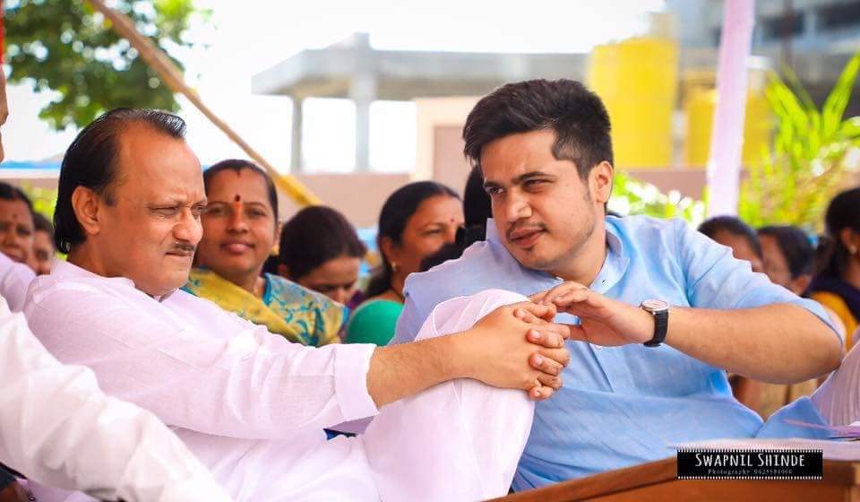 Hrishitaware's tweet photo. @RRPSpeaks महाराष्ट्राच्या युवा नेतृत्वास उदंड आयुष्याच्या अनंत शुभेच्छा💐🎂. https://t.co/ao2jBfDBCr