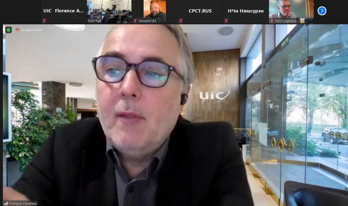 [#rail Asia Event] F. Davenne, UIC DG, gave the background of the Intertran project &amp; said that Intensive digitalisation is one of the key corridors approaches improving cost and risk controls, thanks to the implementation of innovative and relevant solutions #multimodality