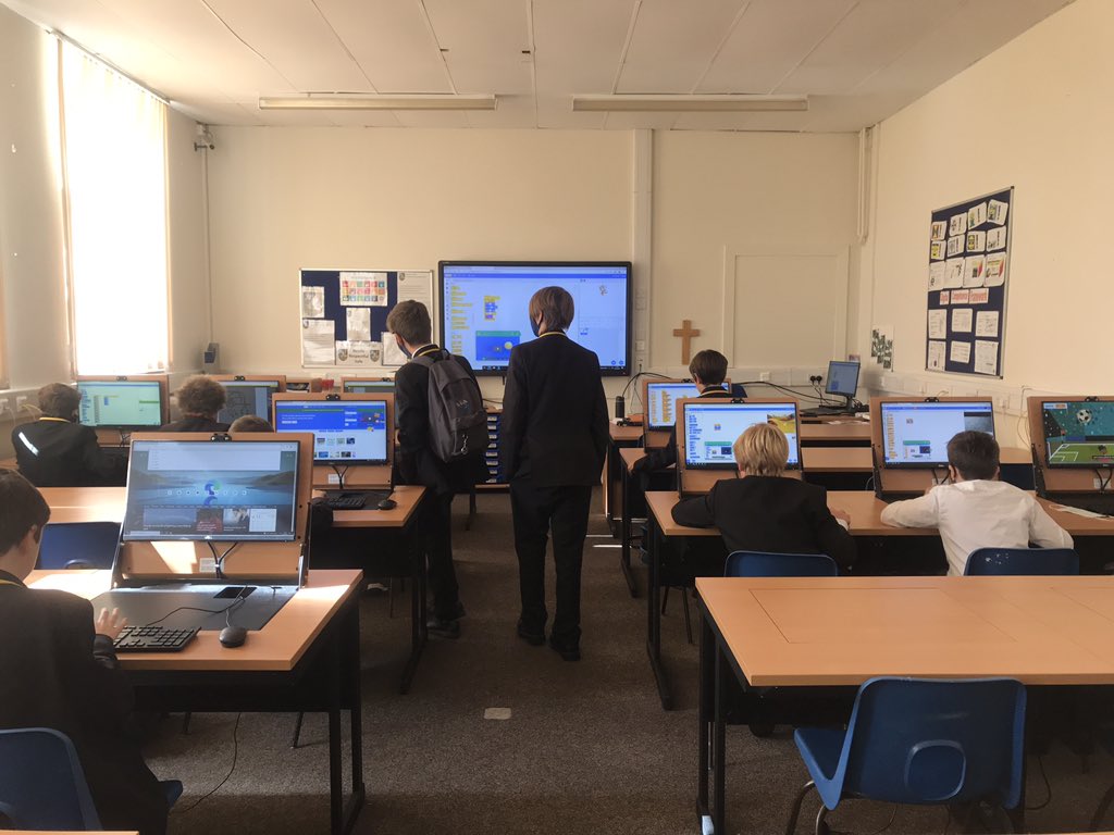 ypdmaths's tweet photo. Another great turn out for our lunchtime coding club. It’s great to see the year 10s volunteering as part of their DofE and helping the younger pupils in years 6,7 & 8! #DofE #teamYPD @ypd_dewicampus @Penrhyndewi https://t.co/anfIkQhcCV