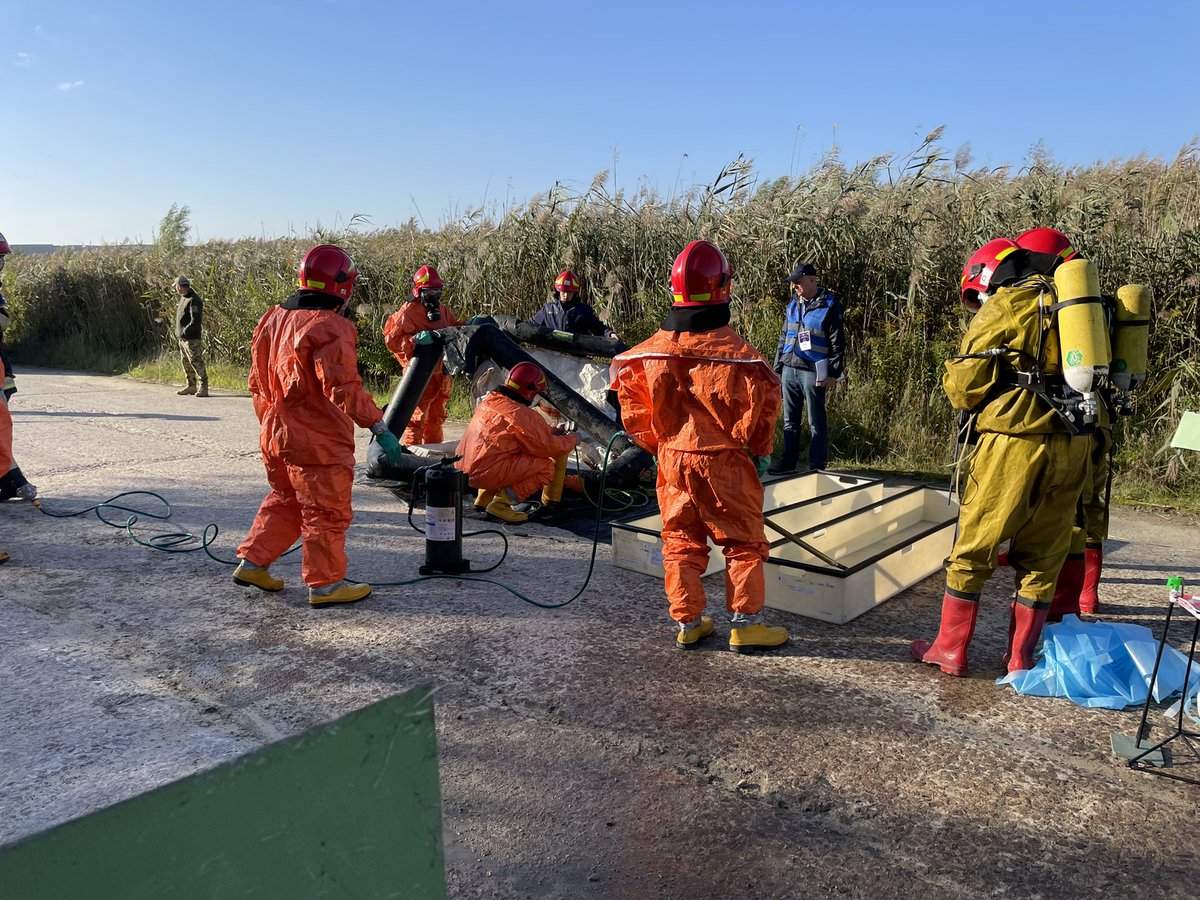 ICCSS_EU's tweet photo. During the Field Experience EU-CHEM-REACT-2 international participants practiced many action scenarios related to mitigating the effects of chemical, biological and radioactive hazards @eu_echo #ECR2 #ChemicalSecurity #ICCSS #EUCivPro https://t.co/4q6UpqAZ3N
