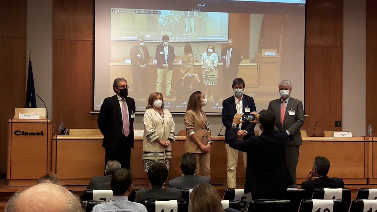 <a href="/GuillermoAmann/">Guillermo Amann</a>, Presidente de @AFBEL en el panel “Cómo aprovechar la ventaja competitiva de la industria eléctrica española” de la XIV Asamblea General @FutuRed, la plataforma española de redes eléctricas.