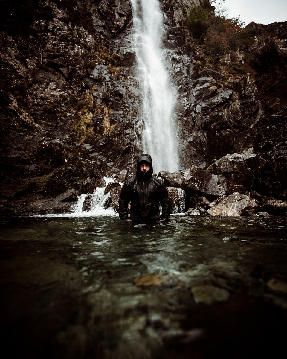 ThruDark's tweet photo. [ U N C O M P R O M I S I N G ]

If you’re looking for the ultimate performance #waterproof jacket then look no further than The SF Raid.

#ThruDark #EndeavourThroughAdversity #OutdoorClothing #Waterproof #ExtremeClothing #TechClothing #HardShellJacket #WaterproofJacket #Fashion https://t.co/oeziFnrFiY