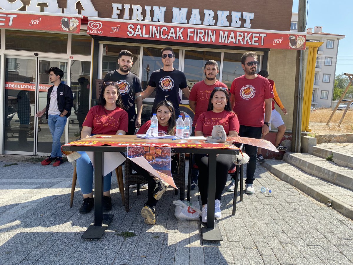 uAUNIMugla's tweet photo. Standımız 18:00’a kadar C Kapı yanı Salıncak Fırın Market önünde açıktır.

#KampüslerinTekEfendisi
#ultrAslanUNI https://t.co/2EwabKofGx