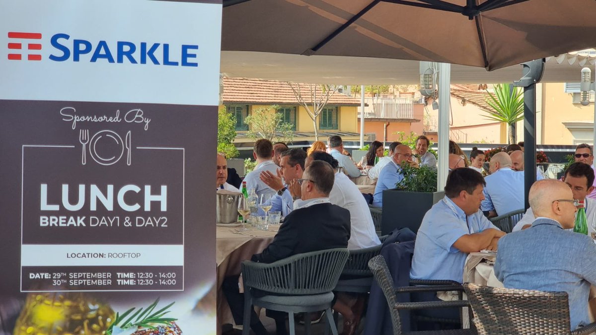 CC_GCCM's tweet photo. Food &amp; Industry Friends here at #CC-TIS 2021 in The HIVE Hotel, Rome! Buon appetito! 🍝  #cc #carrierommunity #telcotopics #business #networking https://t.co/t3qVEnzKJw