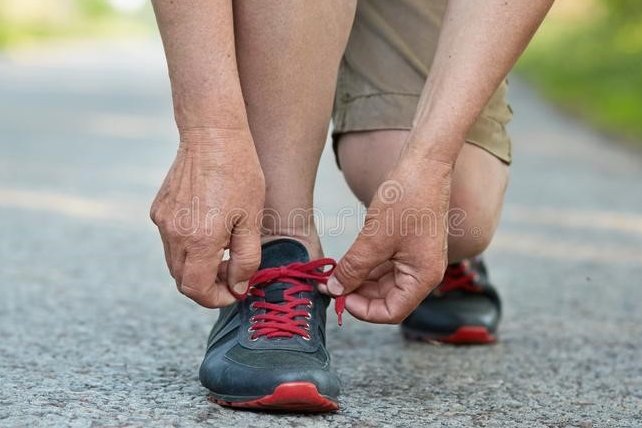 Lace up those sneakers! Good Luck to the EMS Cross Country Team as the take on <a href="/Pennichuckmid/">Pennichuck Middle School</a> TODAY at Nashua South at 4PM.