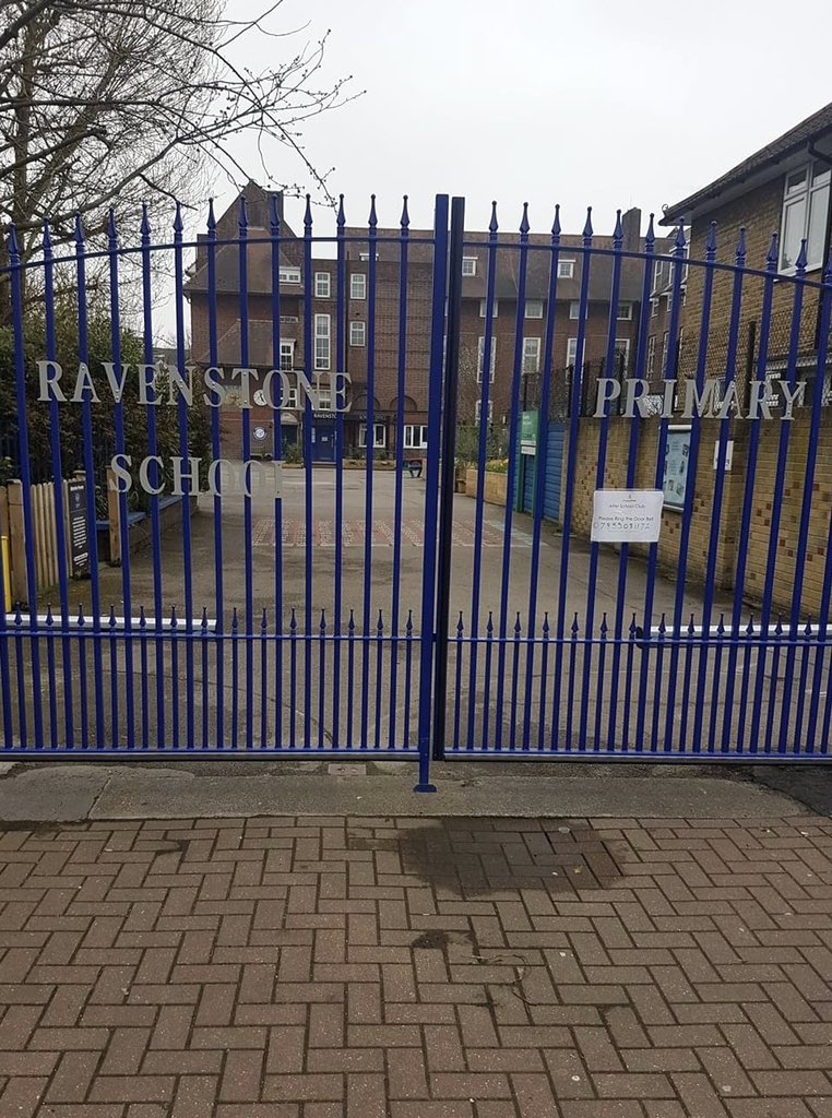 balhamnewsie's tweet photo. Buy A Book, Gift A Book! The Friends of Ravenstone Primary School @RavenstonePTA in #Balham, are having their school book sale this week and one of the parents has come up with a fundraising idea to ‘buy a book, gift a book’. Full info: https://t.co/lzFjW7kuPy https://t.co/xolEs2mjNX