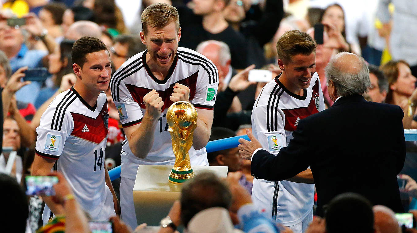 Happy Birthday Per Mertesacker! 
