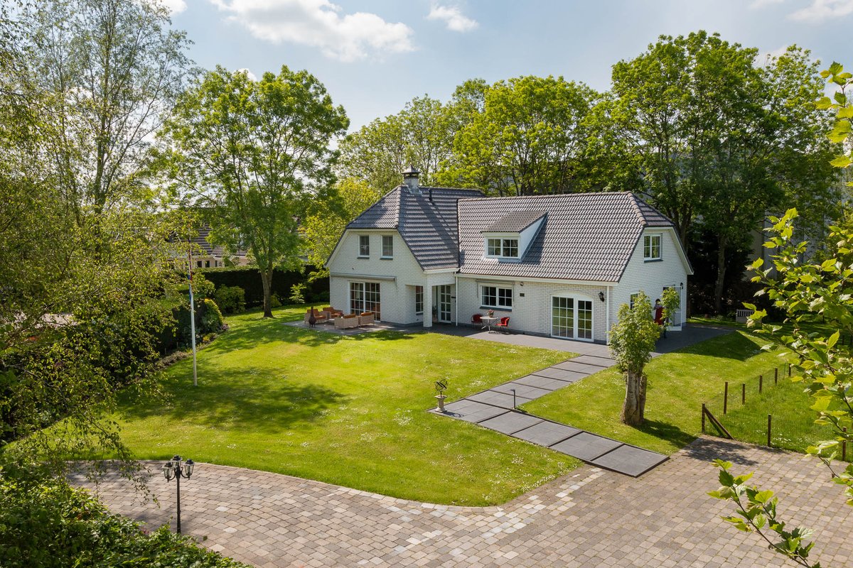 - VERKOCHT o.v. -
Parallelweg-Noord 14 te Nieuwerkerk ad IJssel.
Opdrachtgevers en kopers: proficiat!

#verkocht #woning #huis #Nieuwerkerk #Nieuwerkerkadijssel #Zuidplas #Perdijk #makelaar