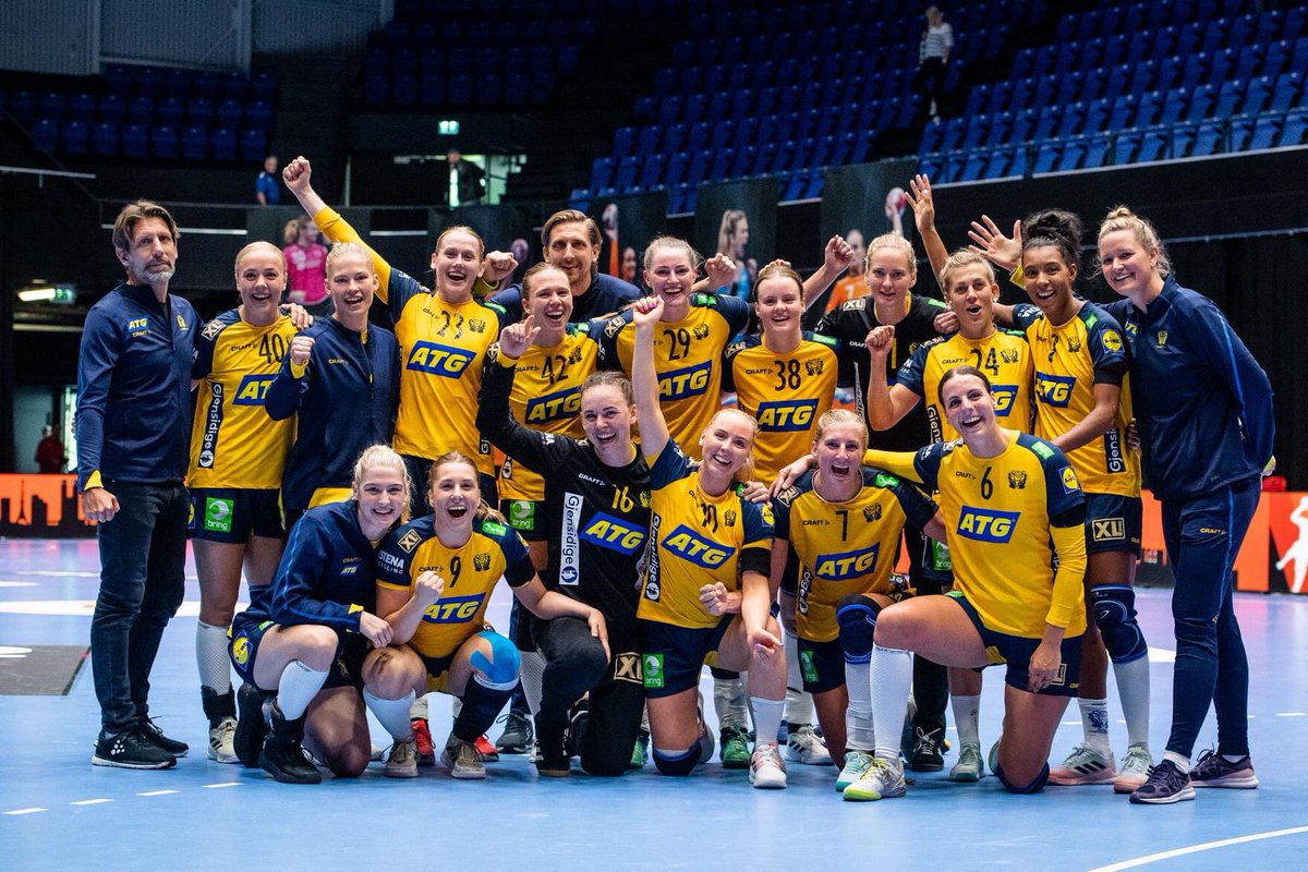 Visste ni att vi säljer förköpsbiljetter till landslagets match i Stiga Sports Arena 7/10 i samband med kvällens match? Hur bra? 🇸🇪

Passa på att försäkra dig om en plats i arenan 💛💙