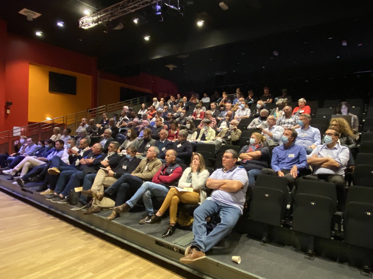 AG nationale à #Loches 200 agriculteurs methaniseurs, porteurs projets et partenaires de la filière <a href="/GRDF/">GRDF</a> @AFGNV @gazafg <a href="/Club_Biogaz/">Club Biogaz</a> <a href="/BiogazVallee/">Biogaz Vallée®</a> <a href="/FNSEA/">La FNSEA</a> <a href="/ChambagriFrance/">Chambres d'agriculture France</a> <a href="/GazRenouvFrance/">France Gaz Renouvelables</a> <a href="/FrBiomethane/">France Biomethane</a>