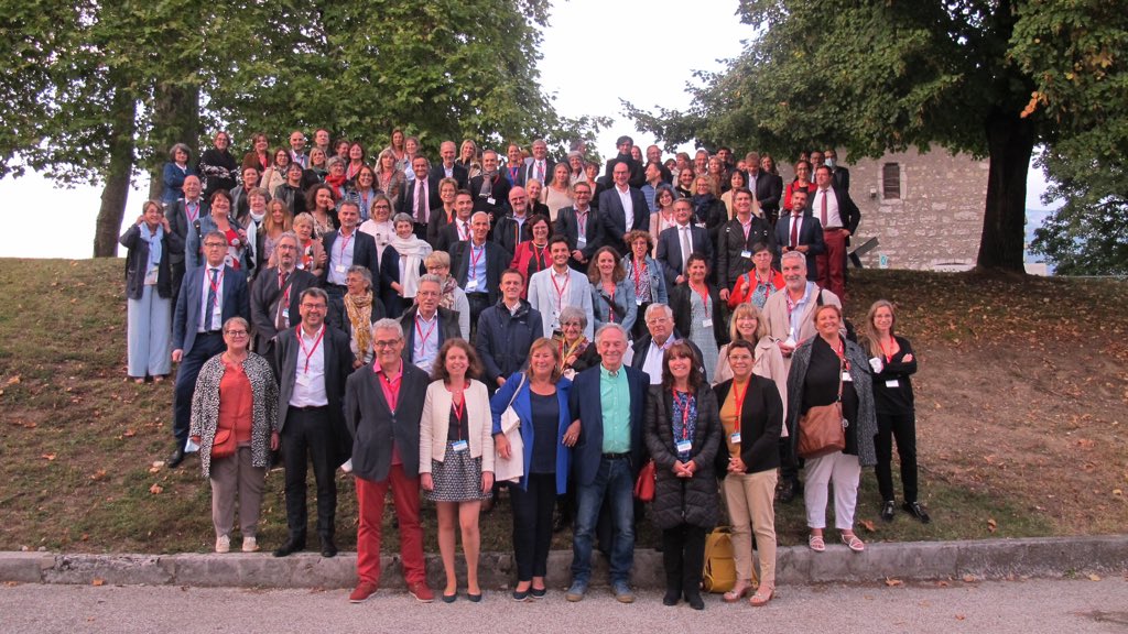 RolandGiraud's tweet photo. @ANDASS_France de superbes journées de l’Andass en Savoie
Le sourire vaut tous les discours https://t.co/UPydixmN2j https://t.co/aL3Ct1zbkR
