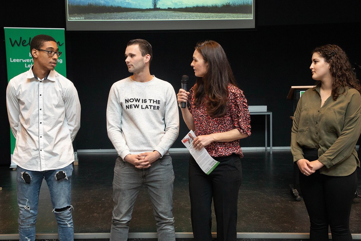 Ben je trots op je medewerkers, collega of team? Laat jouw waardering zien door diegene voor te dragen voor de Leerwerkverkiezing van Lelystad. 
Ze verdienen het en zijn inspirerend voor anderen!!
voordragen kan via lelystadakkoord.nl/leerwerkverkie…