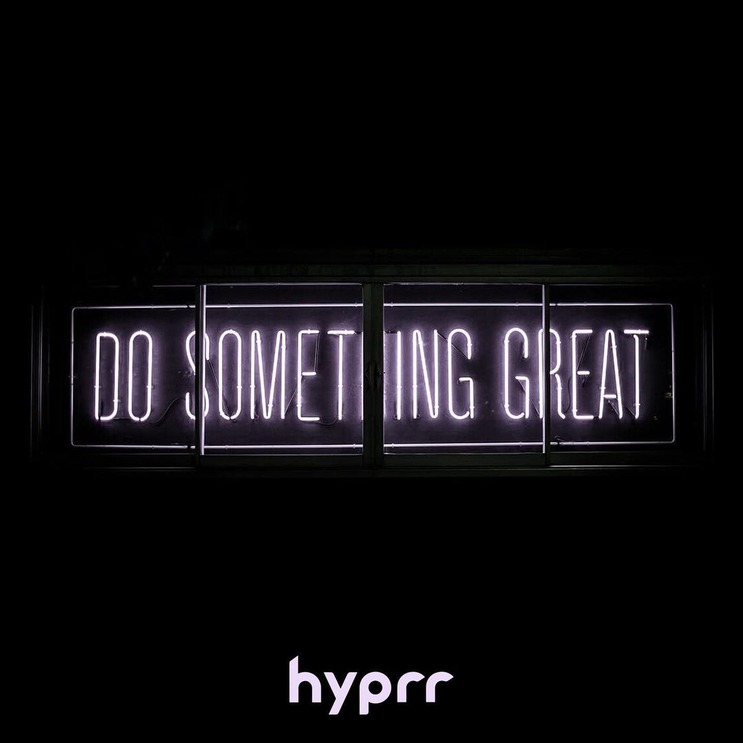 HypeXByHyprr's tweet photo. Creatives, don’t doubt yourself, you’ve got this. 👊

 #LifeOverLikes https://t.co/afRxe6y06E