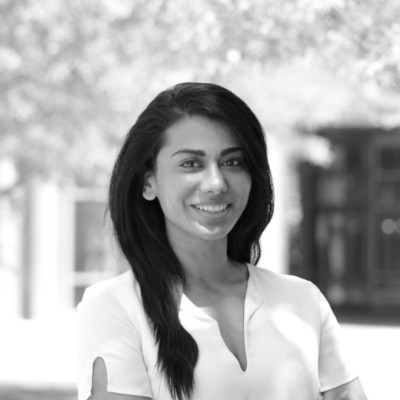 Today’s #WCW is <a href="/dhivya_venkat/">Dhivya Venkat</a> co-founder &amp; CEO of #WhiteCity based <a href="/EsyaLabs/">Esya Labs</a>, which is revolutionising how Alzheimer’s disease is diagnosed. Dhivya is a passionate #entrepreneur with 15+ years consultancy experience across 50+ countries.🌏