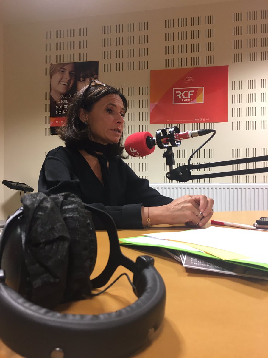 [🗓 Le 2️⃣2️⃣ octobre]
L#´innovation selon la rectrice de l’<a href="/aclimoges/">Académie de Limoges</a> <a href="/CDrucker_Godard/">Carole Godard</a> ? Bientôt sur les ondes de <a href="/RCFLimousin/">RCF Limousin</a> dans Créascopie Hebdo #8 animée par Éric Bessaudou <a href="/be_inlive/">Eric Bessaudou</a> avec <a href="/AchardStephanie/">Stéphanie ACHARD</a> et le #110bis #eduinov