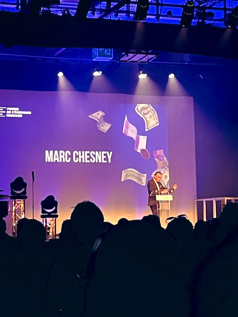 Thivial's tweet photo. Quand la fiscalité devient passionnante !
Bravo au Forum de l’économie vaudoise, très bonne édition.
#forumeconomievaudoise #vaud #economie #pme https://t.co/JKlpVvbGq9
