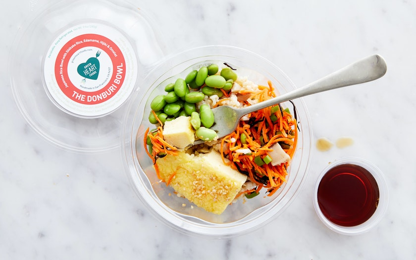 Goodeggss's tweet image. Japanese-Inspired Veggie Rice Bowl with Egg
Green Heart Foods' "The Donburi Bowl" is a Japanese-inspired rice bowl featuring classic Japanese toppings like seaweed and edamame, a sake-infused dressing, and a tamago-style slow cooked egg
goodeggs.com/sfbay/greenhea…