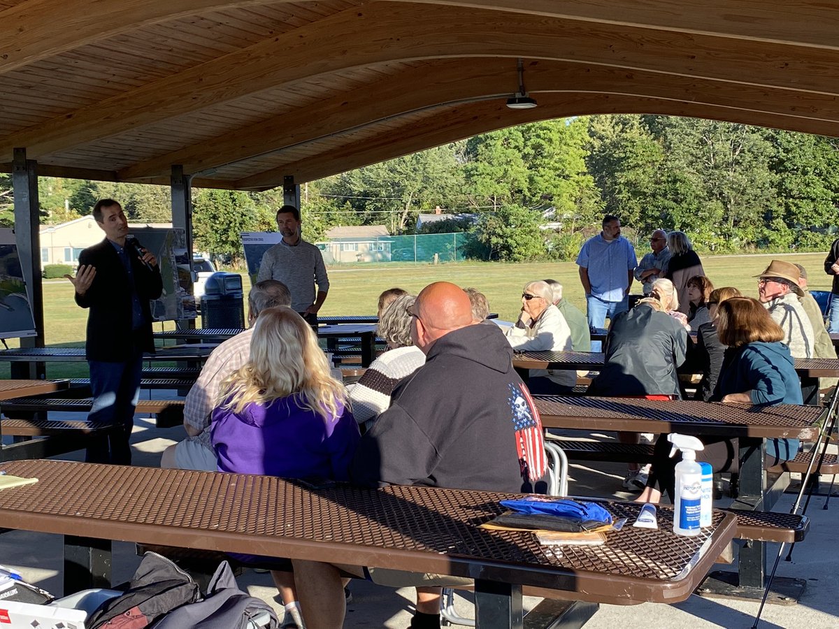 bobnd's tweet photo. Great turnout at our public information meeting and visioning session for Willoughby’s Osborne Park. https://t.co/bQ7qeCq5Hl
