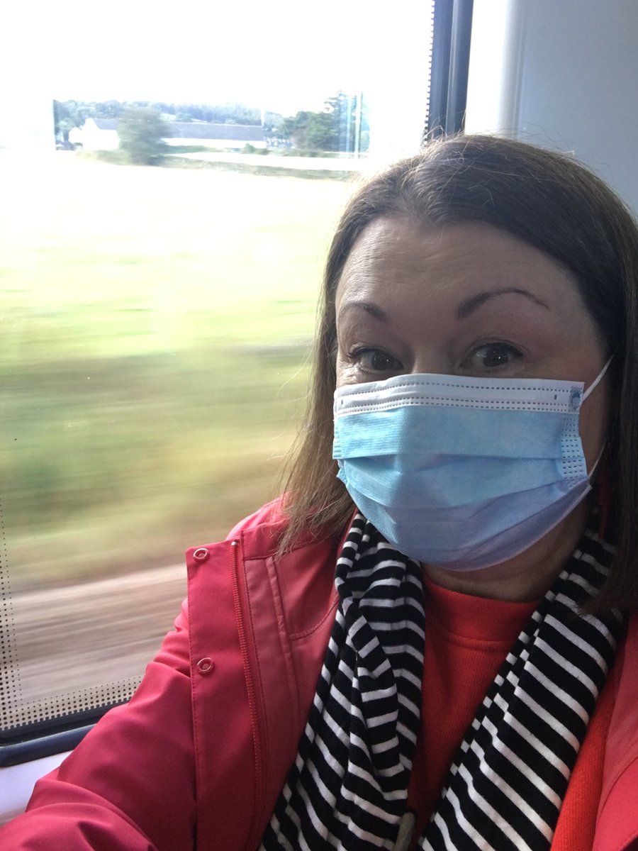claires1965's tweet image. Excited to be off to Surrey to meet colleagues (trains from Settle cancelled so not off to a great start) but I’m on my way (and smiling 🙂 behind my mask) #wearingiscaring ⁦@HelenJaggar⁩ ⁦@WilkieTong⁩ ⁦@rachaelwaccent⁩