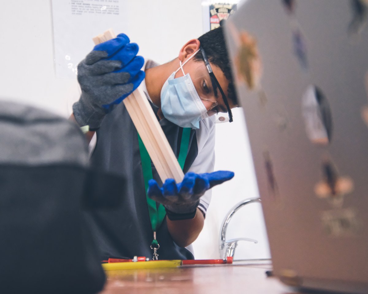 SouthViewSchool's tweet photo. DT carves its way into woodworking as our Year 8s develop their measurement and cutting skills for a special project.
More updates to come soon.
#southviewschool #imaginegreatness #togetherwesmile #togetherwevalue #togetherwesucceed #students #dubaischools #designtechnology https://t.co/ccldtPEaIk