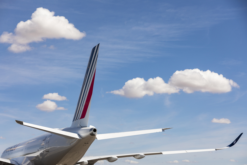 elPachinko's tweet photo. 👀 Reserva ahora y vuela más tarde, brutales las #ofertas #EarlyBird de @AirFranceES
PARÍS 🇫🇷 desde 39 €
ESTAMBUL 🇹🇷 209 €
TORONTO 🇨🇦 322 €
CANCÚN 🇲🇽 desde 359 €
NAIROBI 🇰🇪 404 €
Billetes flexibles y 100% reembolsables 👉 https://t.co/wqWv1jYn4D
#AFprotect #AirFrance https://t.co/5FvBu9k2XL