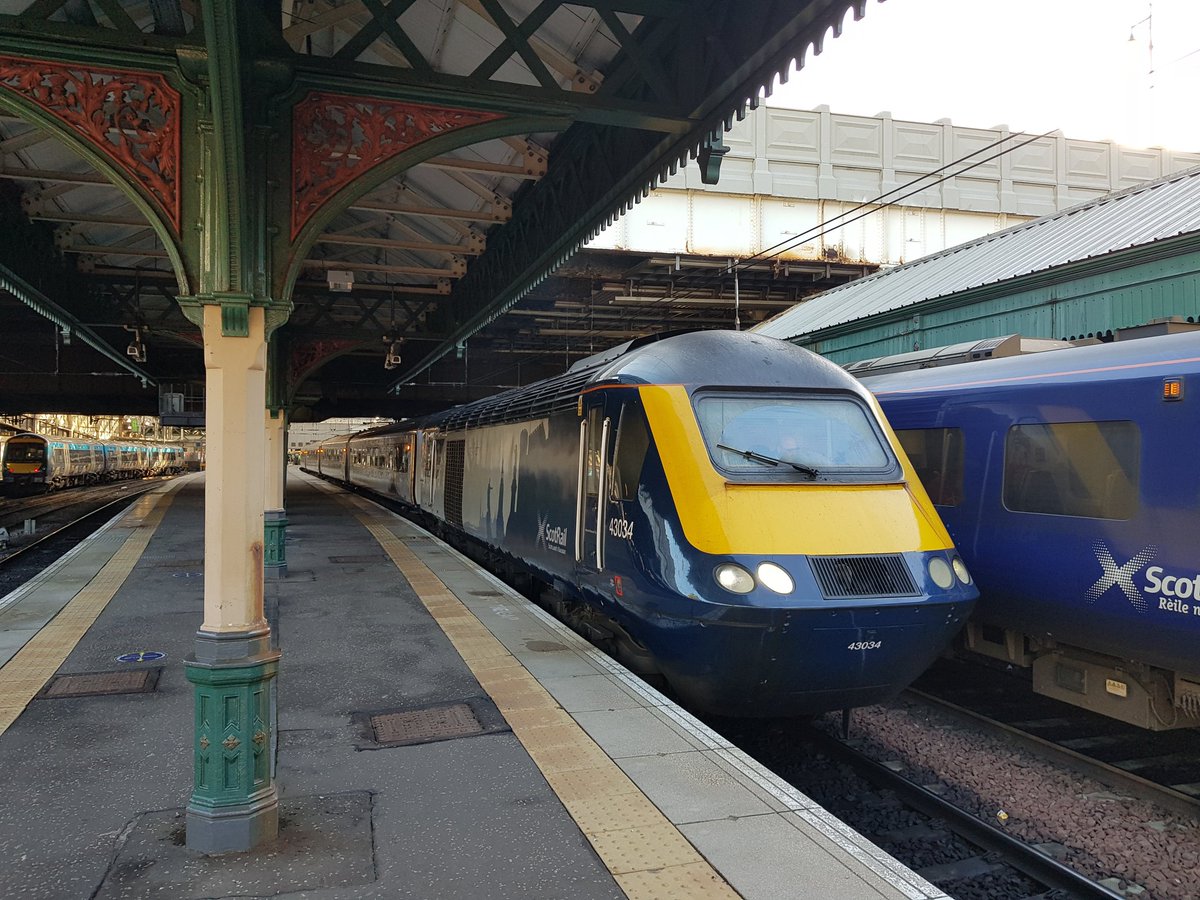 WandererWelsh's tweet photo. Lovely morning for a run up to Dundee on a @ScotRail HST. The first class upgrade offer makes these comfy seats a steal too! #inter7city https://t.co/WfAygK745U