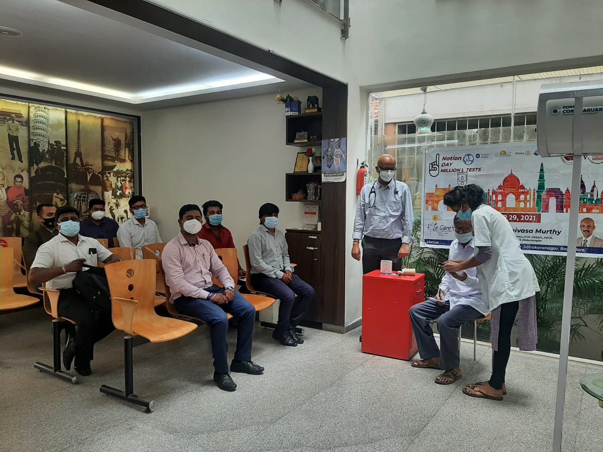 drsreenivasa's tweet photo. With all COVID precautions testing ongoing! With little health education to the patients at Lifecare Bangalore
@AskDrShashank @banshisaboo
#defeatdiabetes
#togetherwecan
#OneNationOneDayOneMillion
#ChakDeIndia https://t.co/LRUgqbkxCC