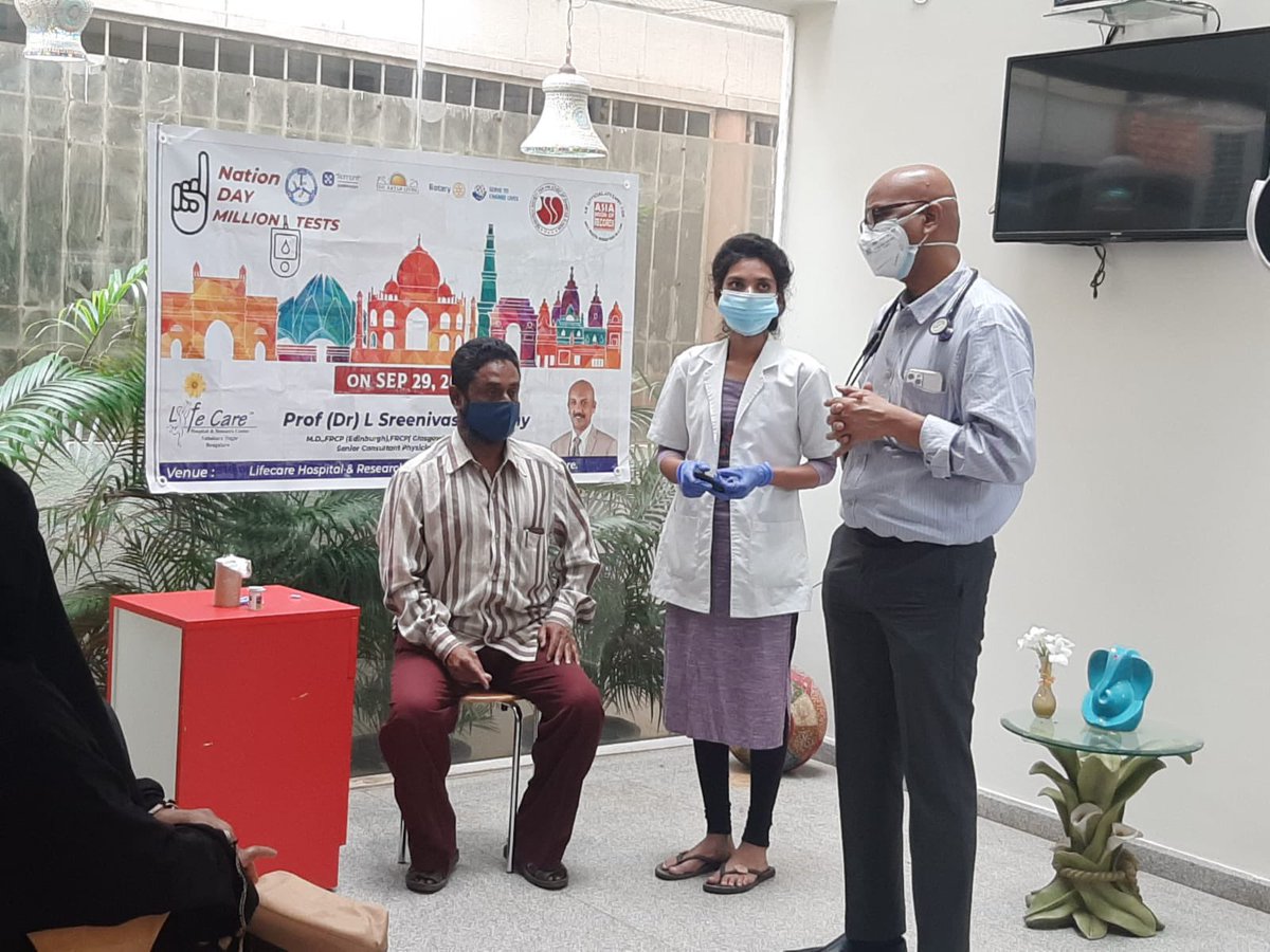 drsreenivasa's tweet photo. With all COVID precautions testing ongoing! With little health education to the patients at Lifecare Bangalore
@AskDrShashank @banshisaboo
#defeatdiabetes
#togetherwecan
#OneNationOneDayOneMillion
#ChakDeIndia https://t.co/LRUgqbkxCC
