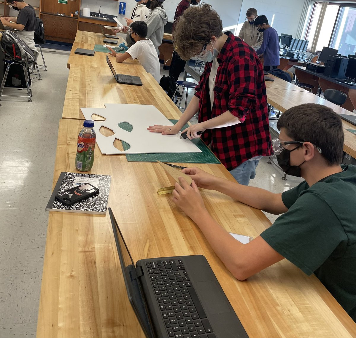 NB_DrAndreula's tweet photo. Love to see students building, collaborating, and practicing safe use of tools and materials! More amazing projects to come! @NB_AppliedTech @nbc_hsprincipal #TechEd #prototyping https://t.co/1uVWh5QsrZ