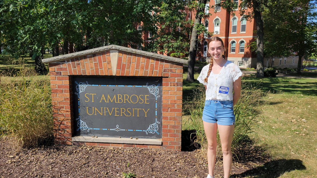 EricaBostwick's tweet photo. Thank you so much @CoachVanHauen  and Coach Lenhard for offering me the opportunity to continue my academic ans athletic career at St Ambrose University! So grateful!! @IndianaFlight @INFlightGreen @ZionsvilleGBB @CoachMikeDuke https://t.co/JAGvMIWJI8