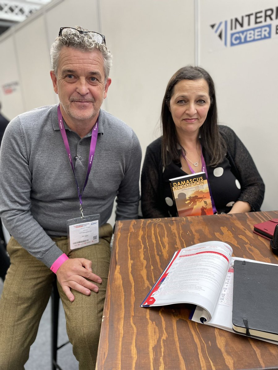 RichardCPendry's tweet image. Great to meet up with @FigenMurray - the tour de force behind #martynslaw -  at @ISE_Expo. Try to fit some time into your busy schedule to read #DamsacusRedemption you won’t be disappointed. #understandingterrorism  #violentworld @SyInstitute