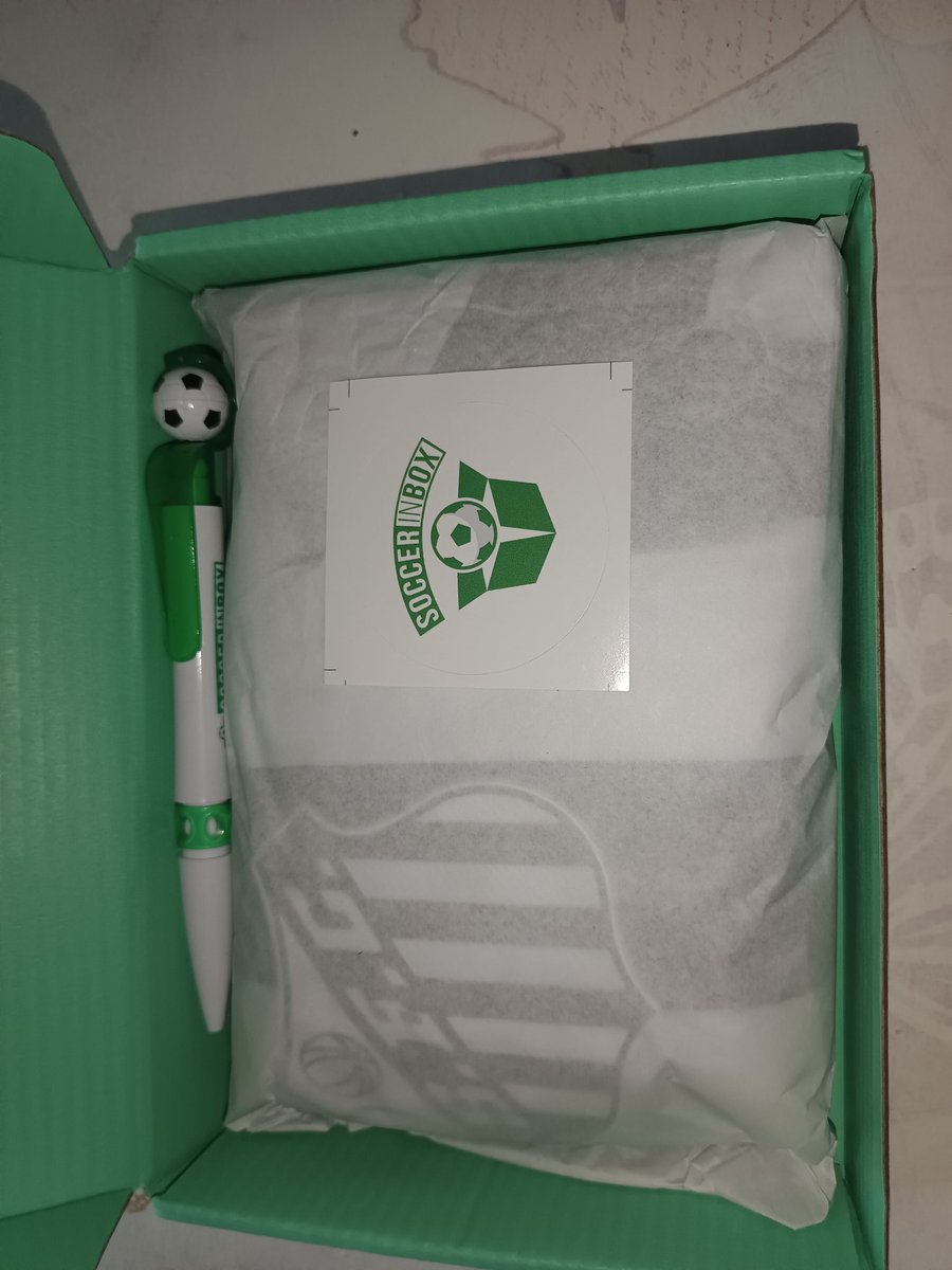 Gazzetta_Foot's tweet image. Merci beaucoup à notre partenaire @SoccerInBox et bravo encore à Kévin F. D'avoir remporté cette box surprise ! Continuez à follow et commander sur @SoccerInBox avec le code GAZZETTA10 😉