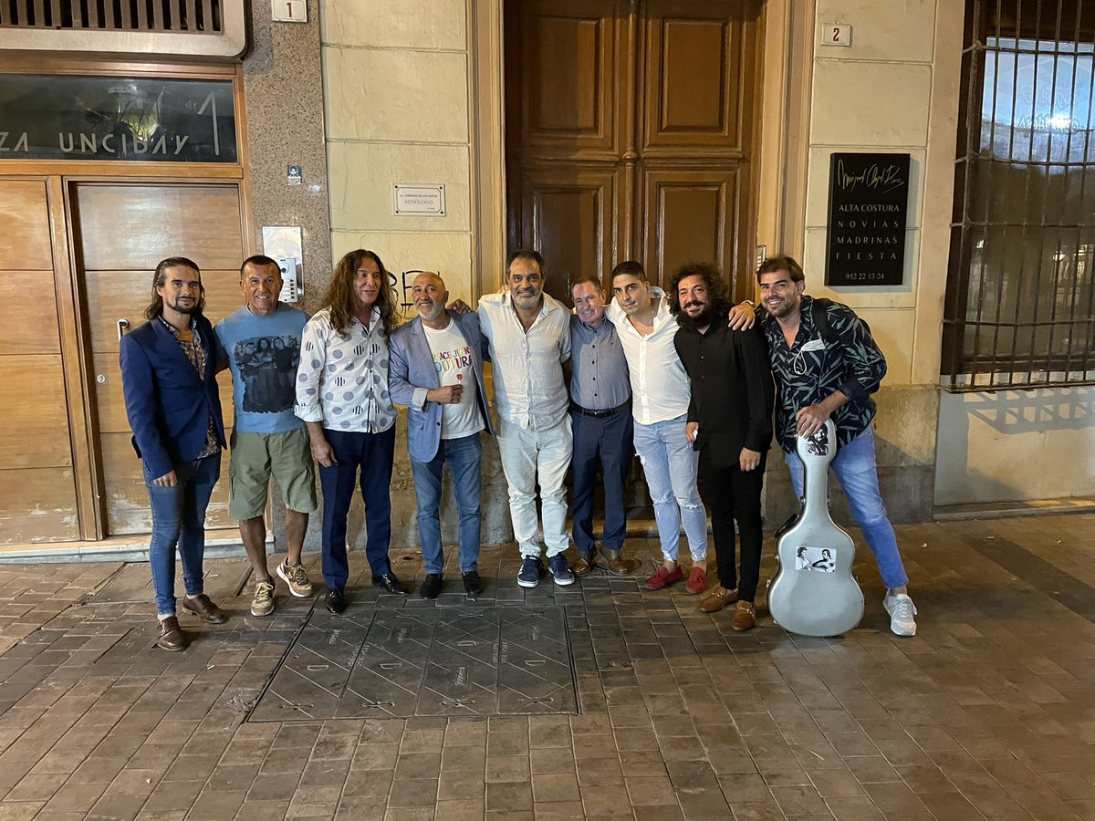Richy0coma0's tweet photo. #juandejuan @Richy0coma0 #tomatito fran de #algeciras #paquete @Manueldelajosef #monty #manuelfernandez #teatro #cervantes #malaga 2021 #flamenco #guitarra #baile https://t.co/GTxzrqdntu